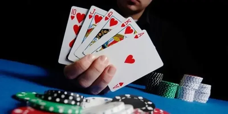 Chơi game bài tiến lên miền nam